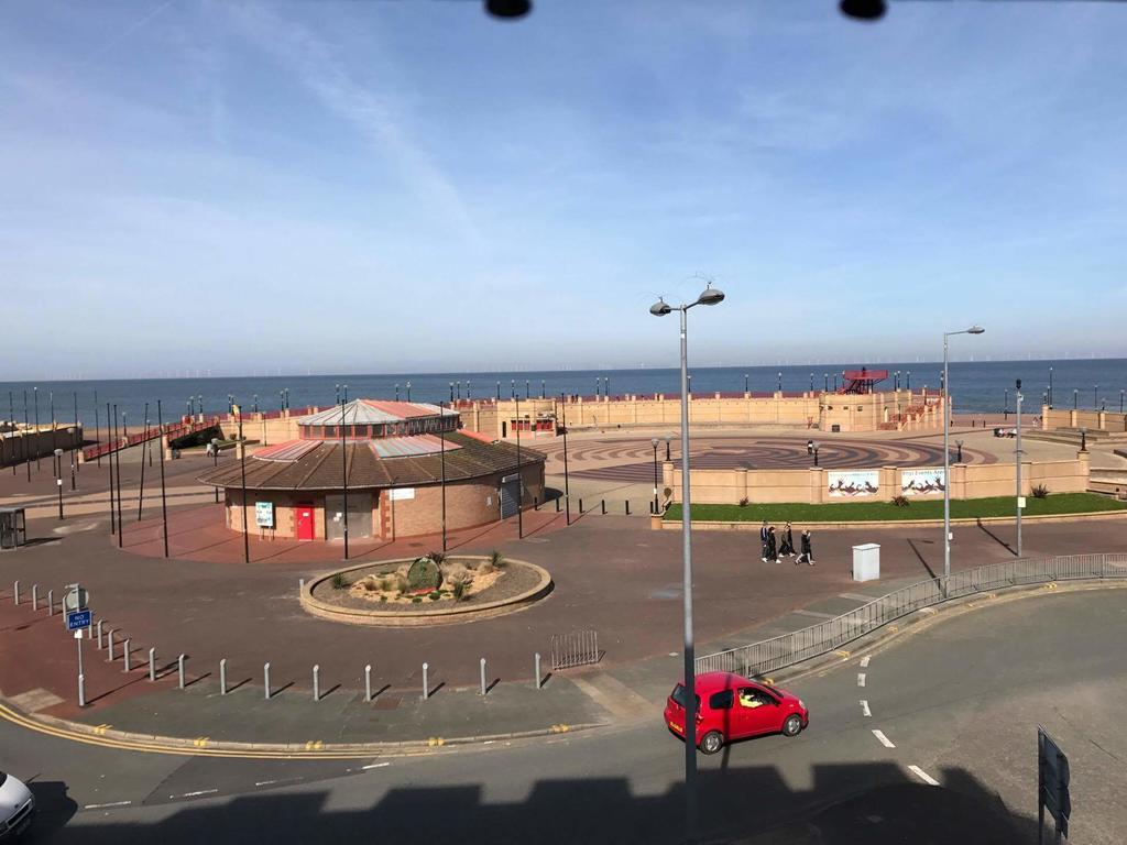 Kensington Hotel Rhyl Exterior photo